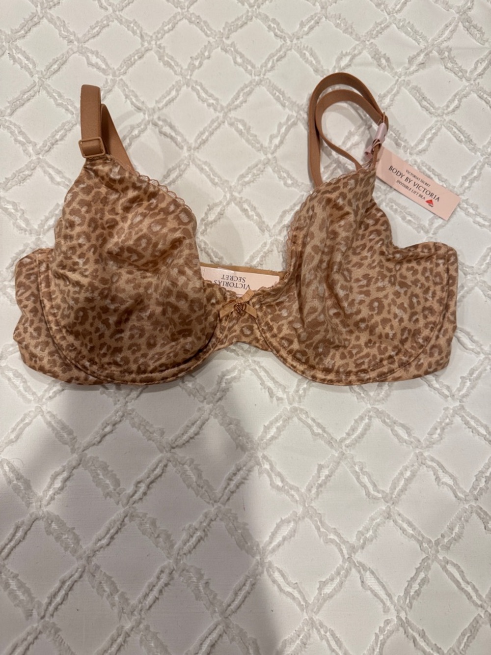 Body by victoria invisible lift bra